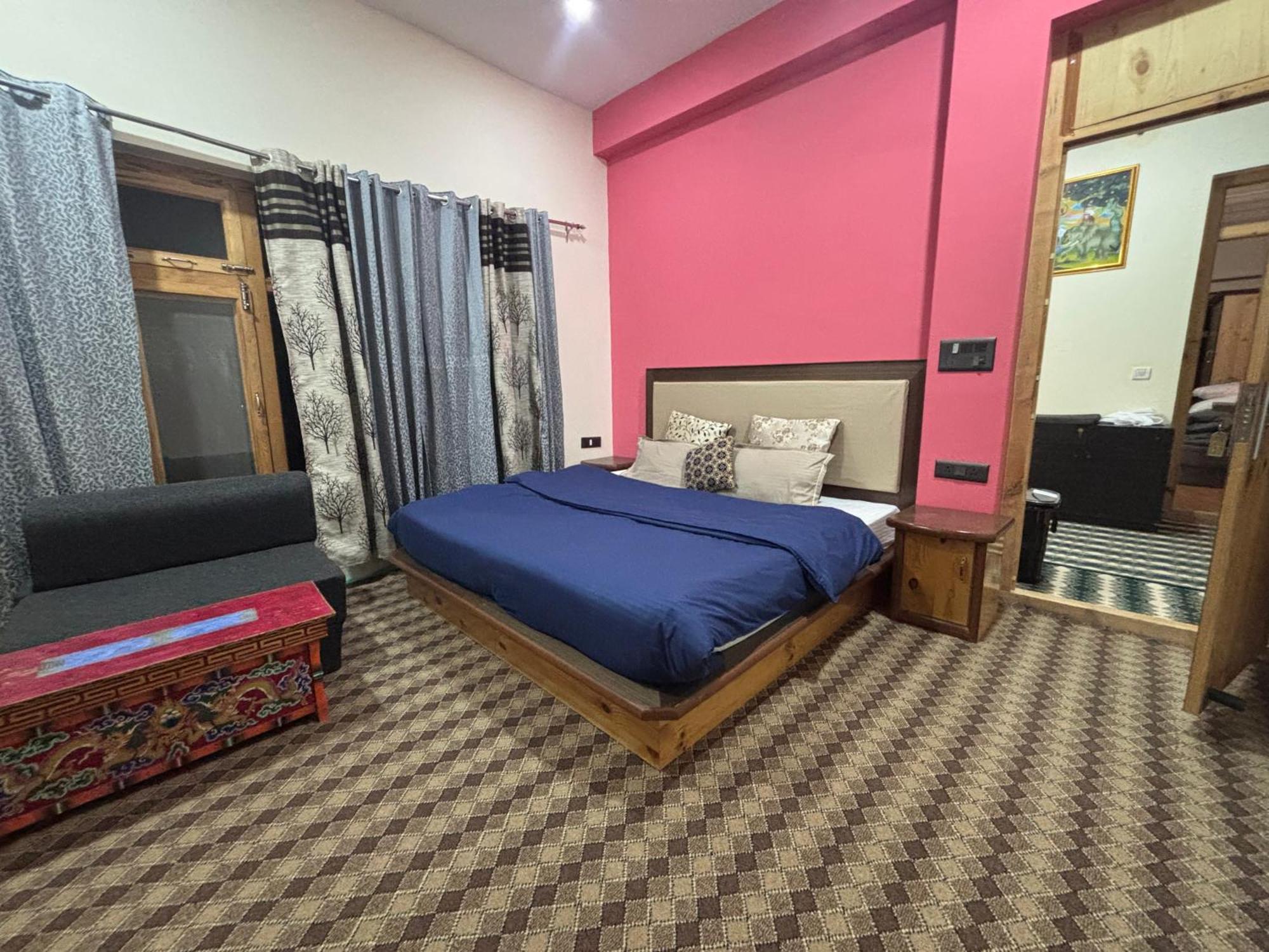 Bed and Breakfast Hidden Leaf Leh Exterior foto
